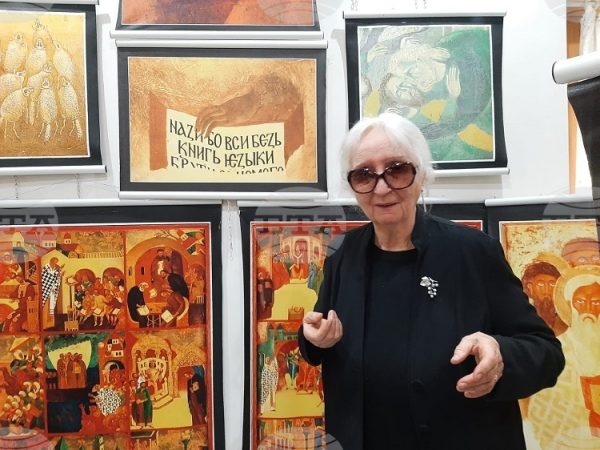 С върха на четката