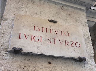 Архивът „Луиджи Стурцо“ в Рим